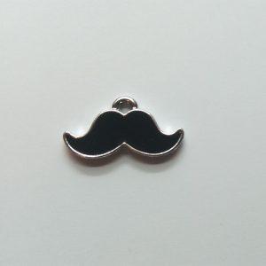 Extra függő bajusz charm fityegő