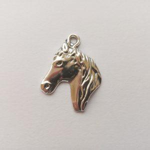 Fém függő charm fityegő ezüst színű ló fej