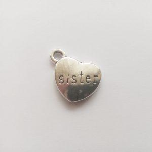 Fém függő ezüst színű sister testvér tesó szív charm fityegő