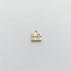 Fém függő ezüst színű könyv charm olvasás tanulás iskola