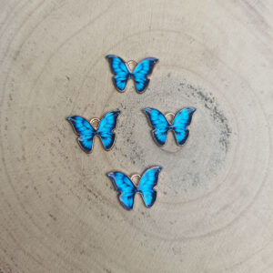 pillangó charm kék függő kulcstartó